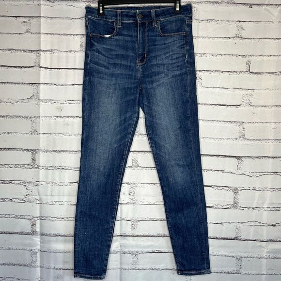 American Eagle High Rise Blue Jeans SZ 6 Next Level Stretch Y2K Straight Denim - Picture 1 of 15